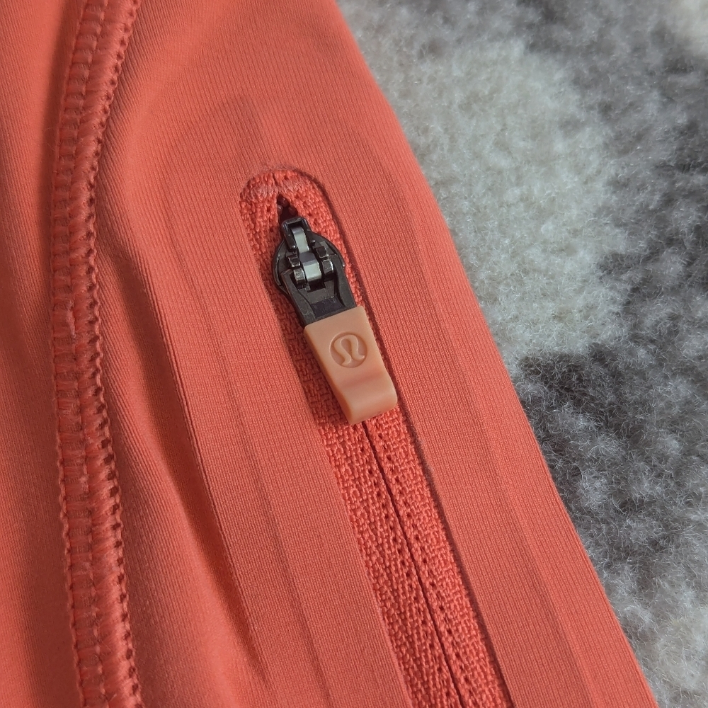 Lululemon Sun Runner Crop 17" Melon Size 4 - Picture 4 of 9